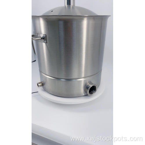 Stainless steel beer barrel with leakproof lid